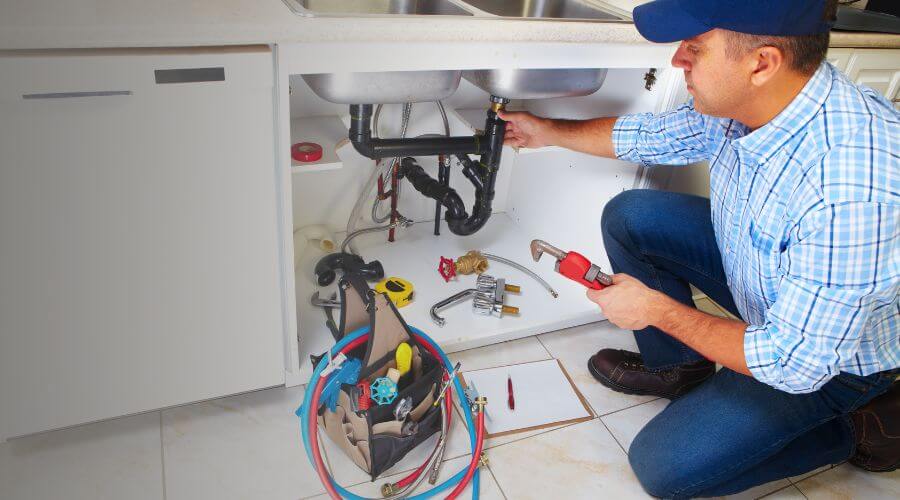 Professional water heater repair in Armington, IL